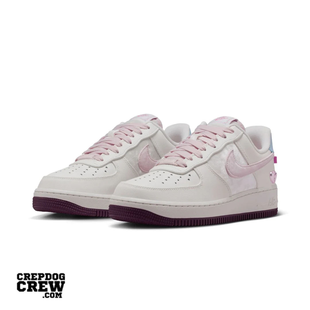 Nike Air Force 1 Low Valentine's Day (2026) (W) - Image 2