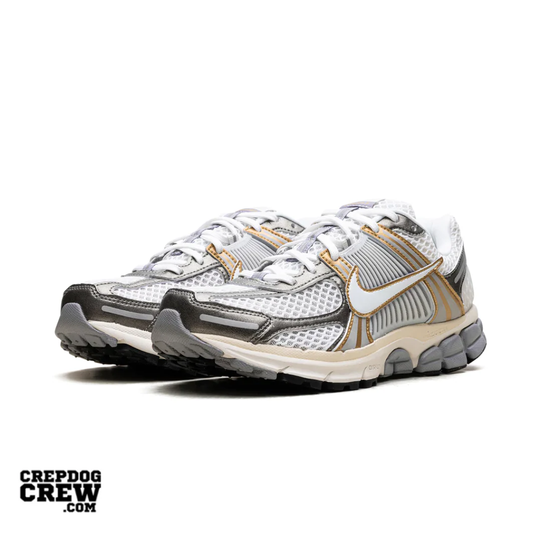 Nike Zoom Vomero 5 Platinum Tint Metallic Gold - Image 2
