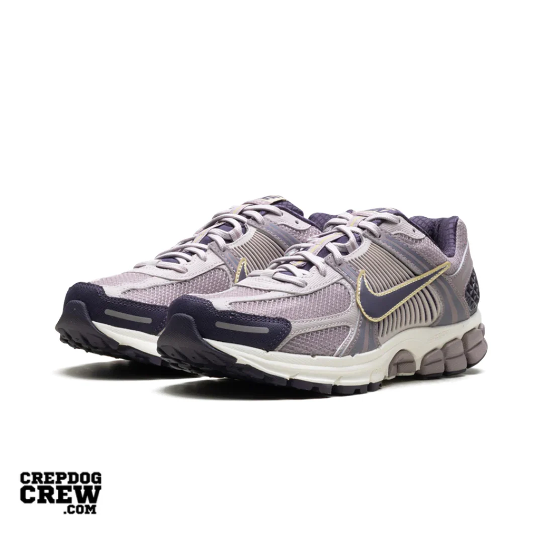 Nike Zoom Vomero 5 Platinum Violet - Image 2