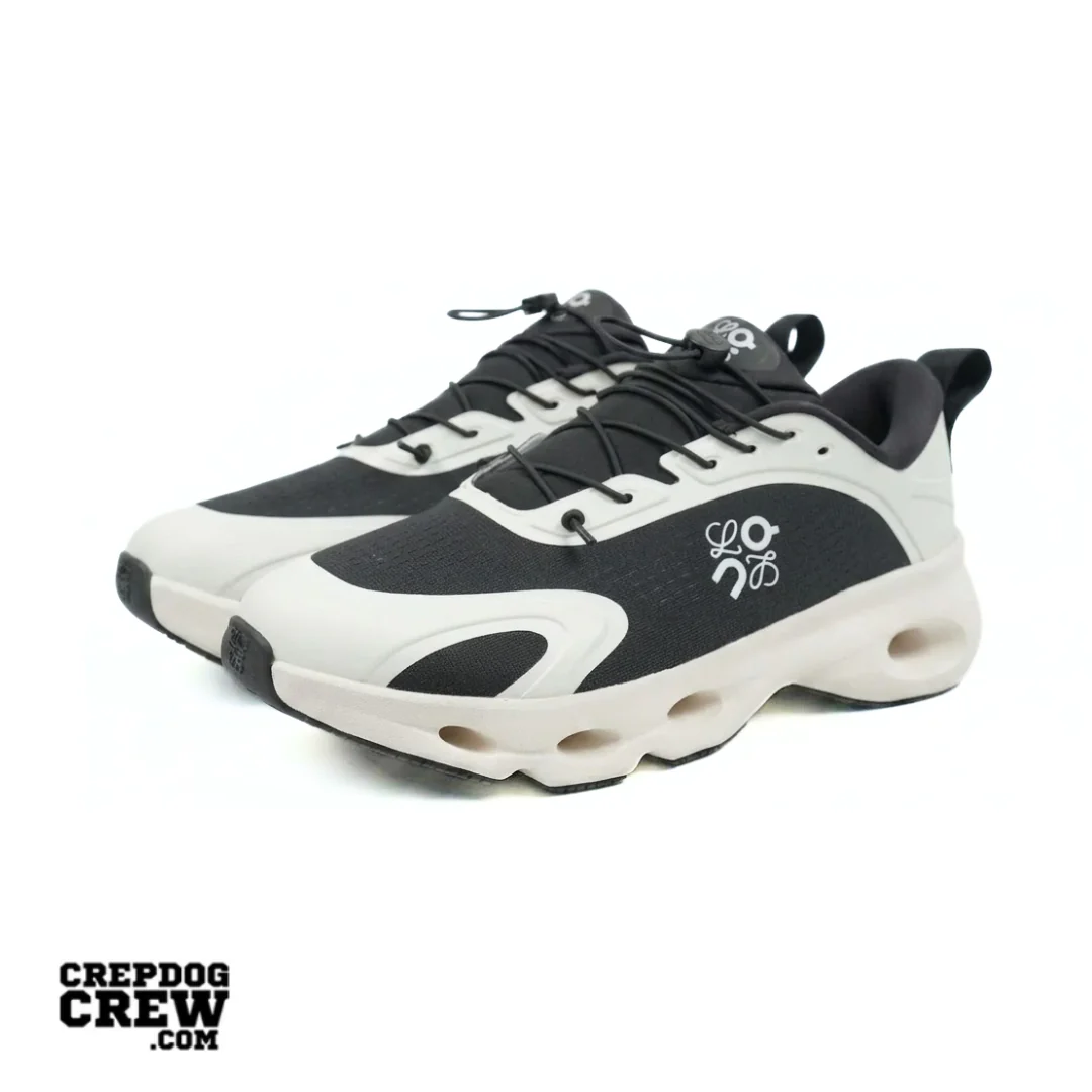 ON Running Cloudsolo Loewe Black Eggshell - Image 2