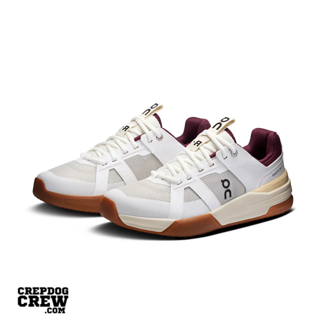 On Running THE ROGER Clubhouse Pro Youth White Maroon - Image 2