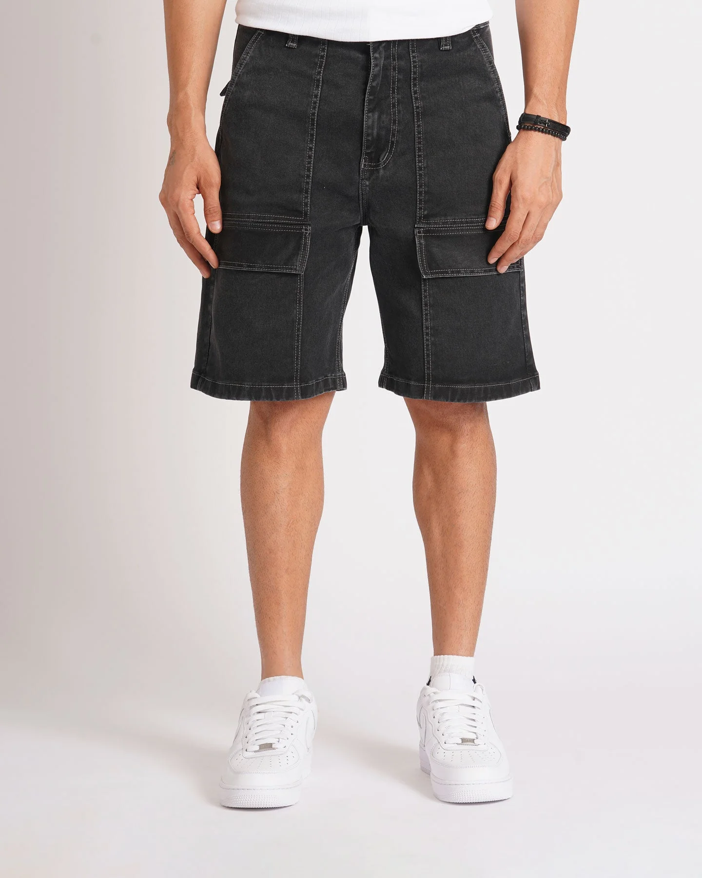 PANELLED DENIM SHORTS - GREY - Image 2