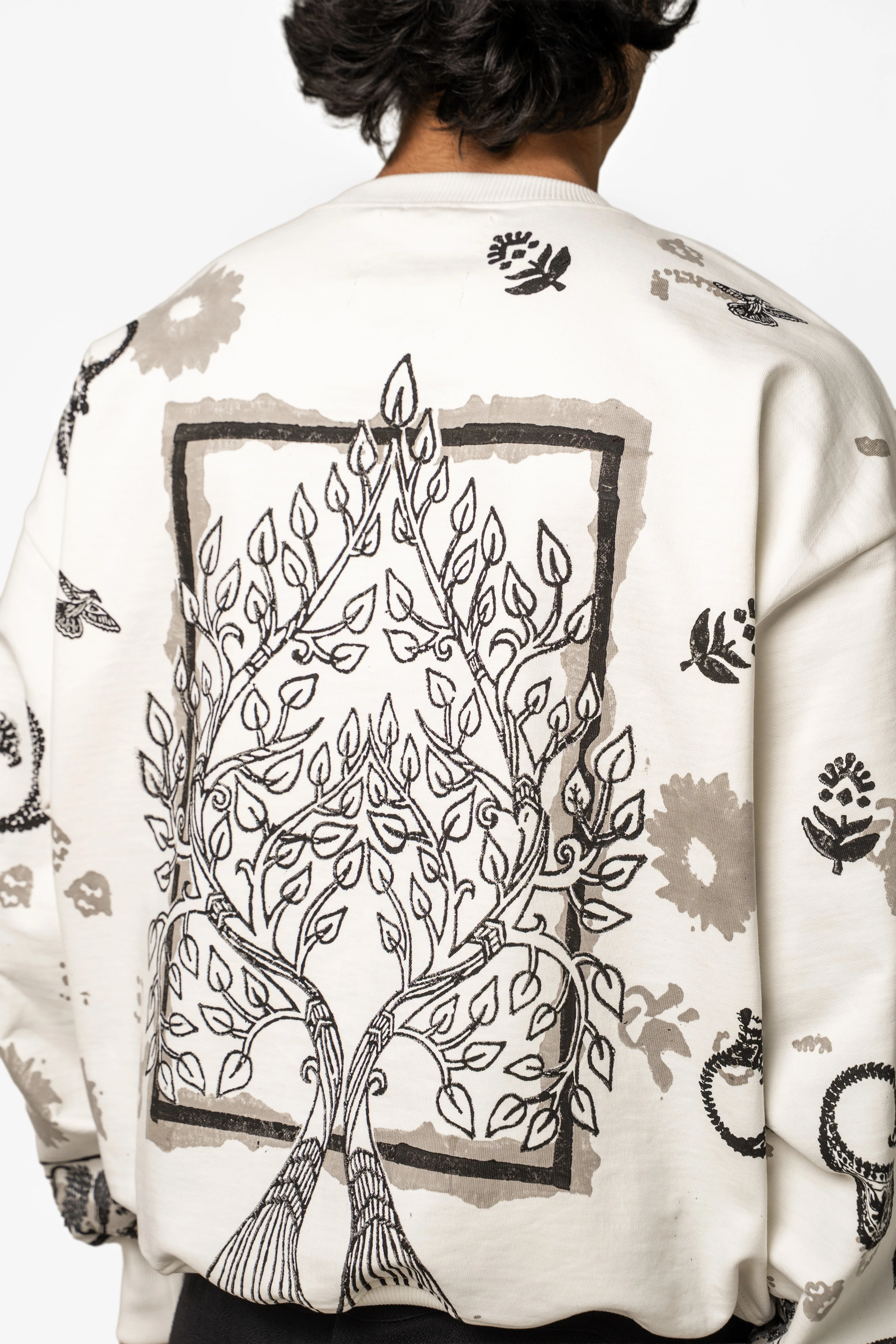 Raanjha' Blockprinted Sweatshirt - Image 7