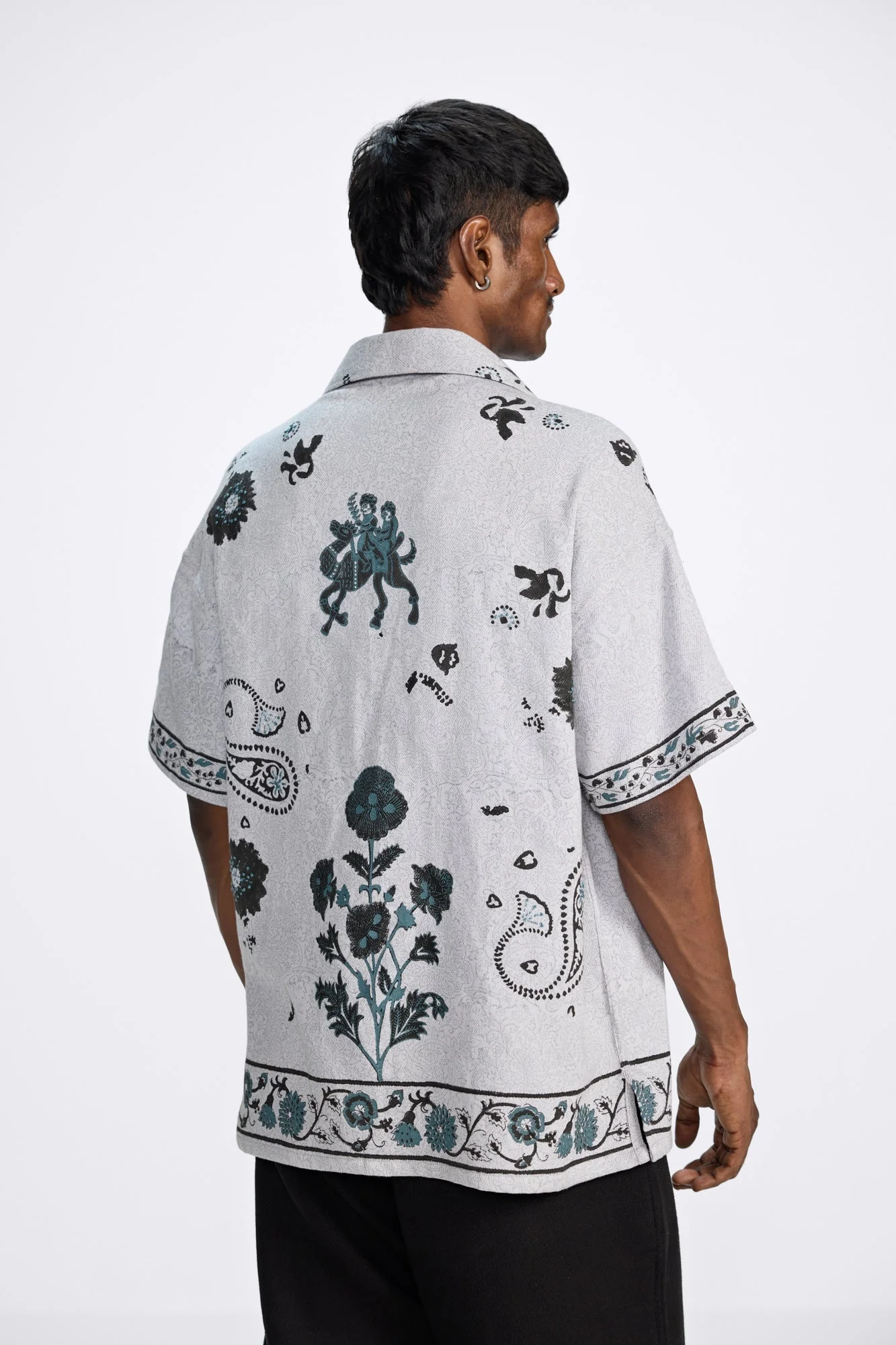 Raat ki Rani' Handmade Shirt - Image 4