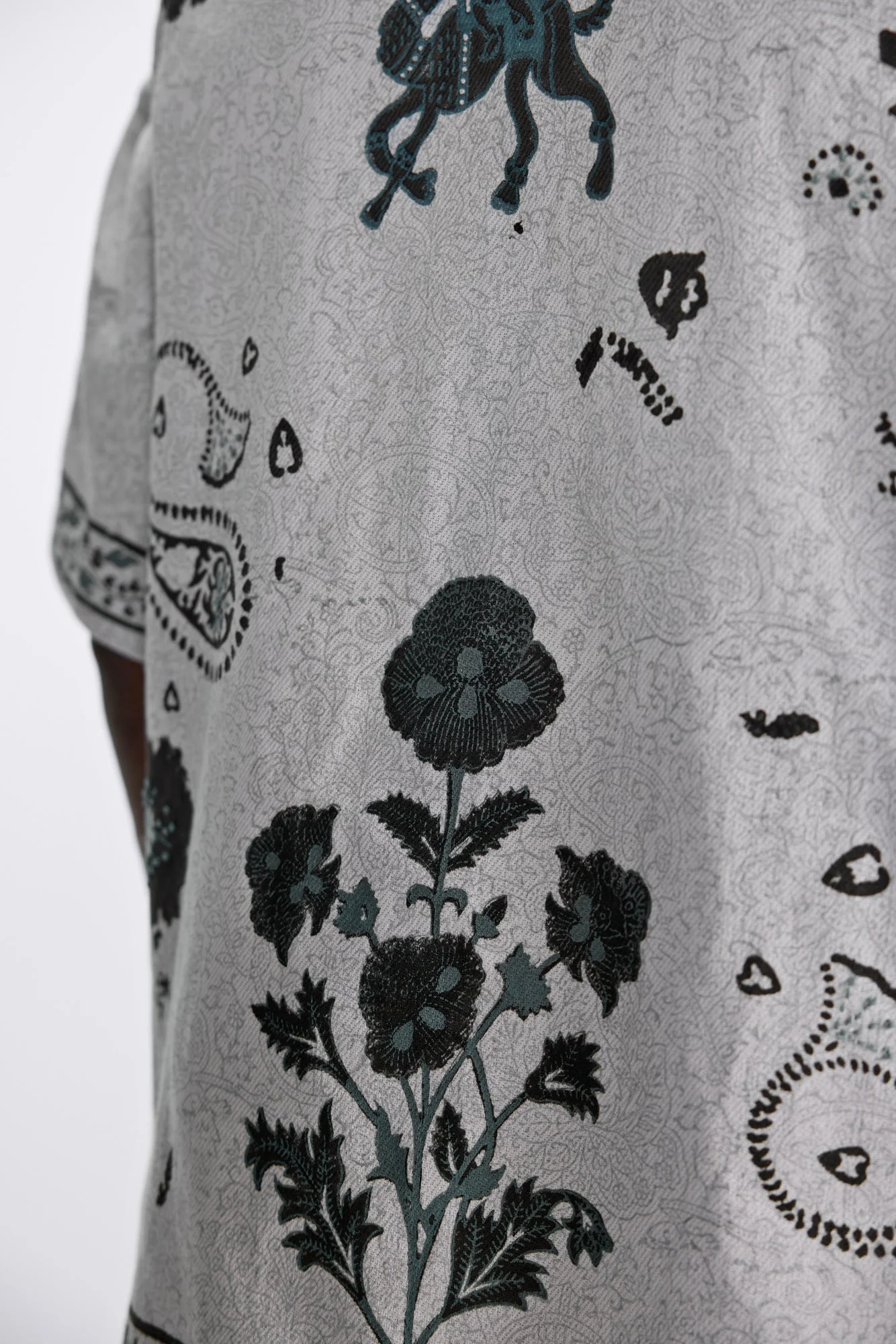 Raat ki Rani' Handmade Shirt - Image 7