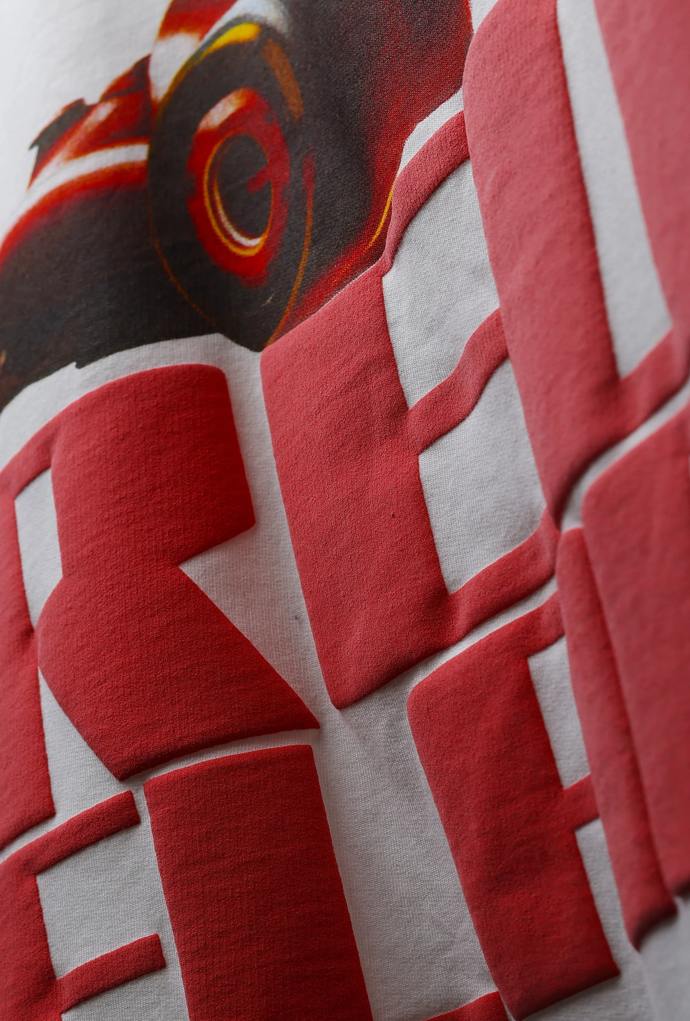 RED FLAG T-SHIRT - Image 5