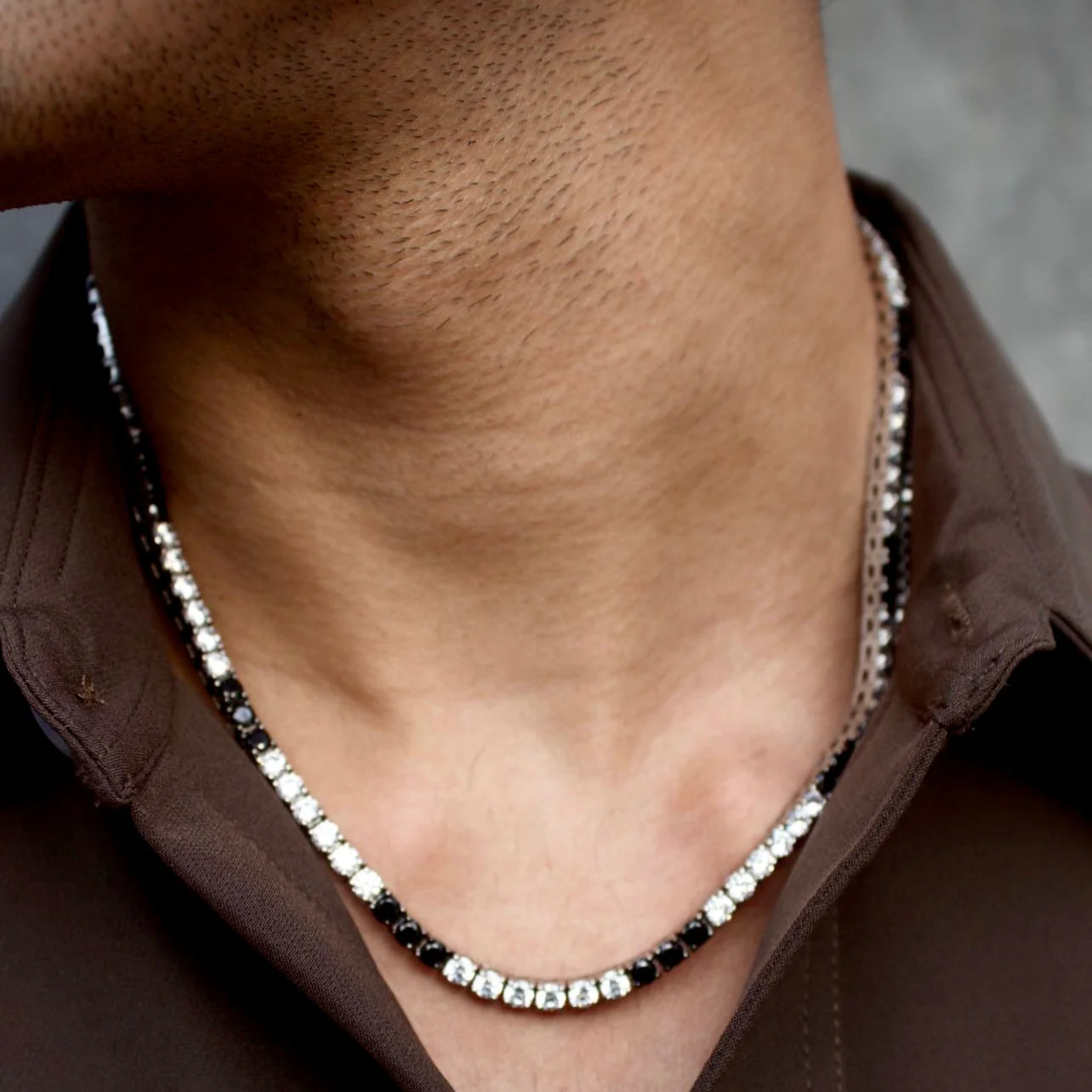 RETRO TENNIS NECKLACE - Image 3