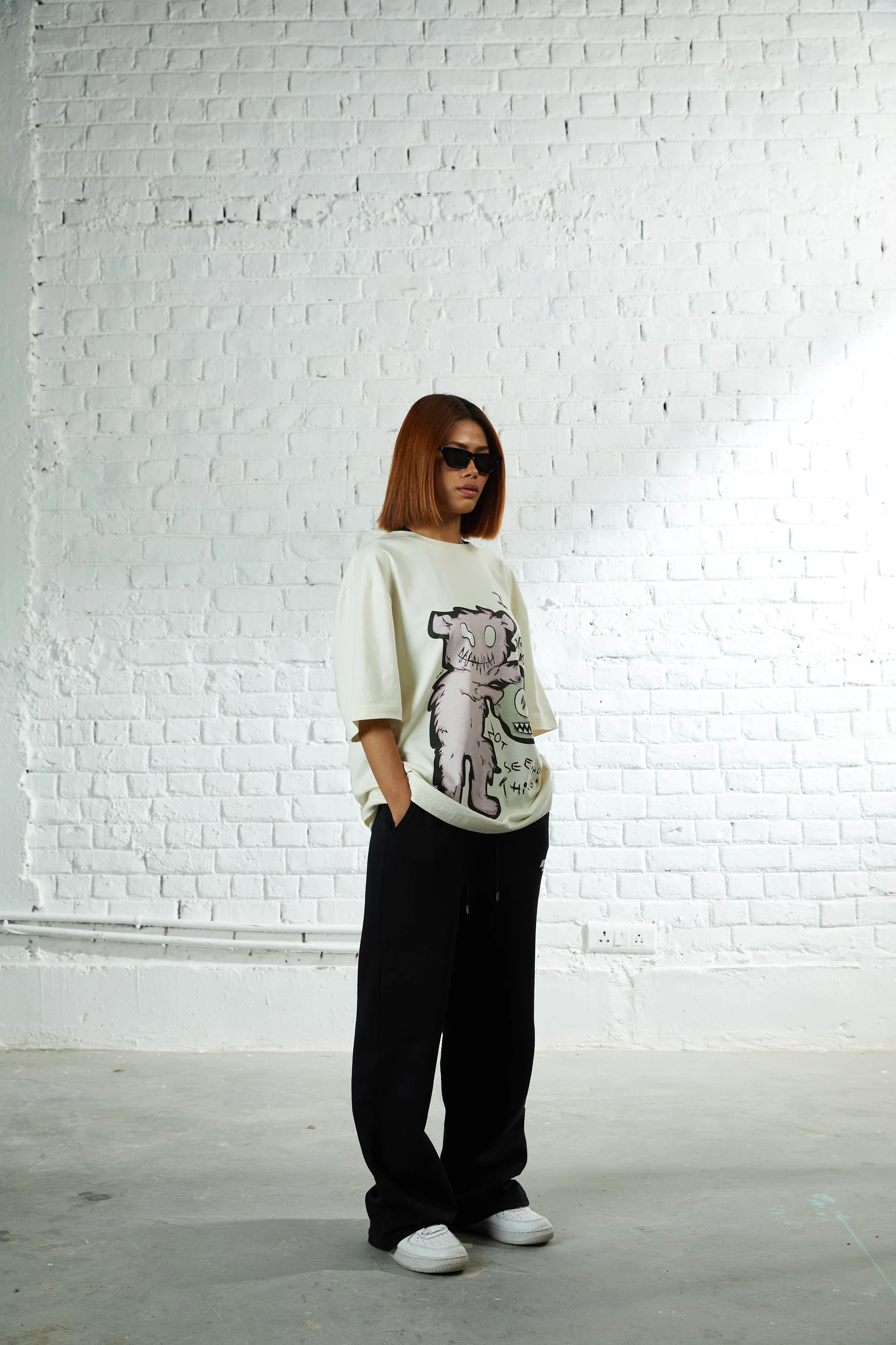 'Seeing Things' Tee - Image 5