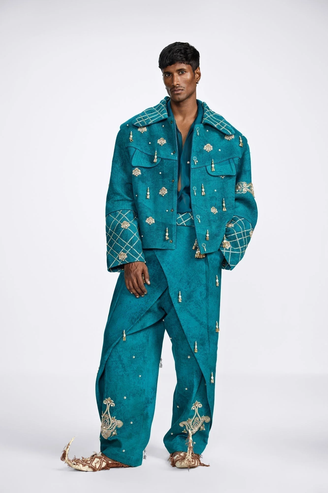 Shehzaada' Handmade Pants - Image 3