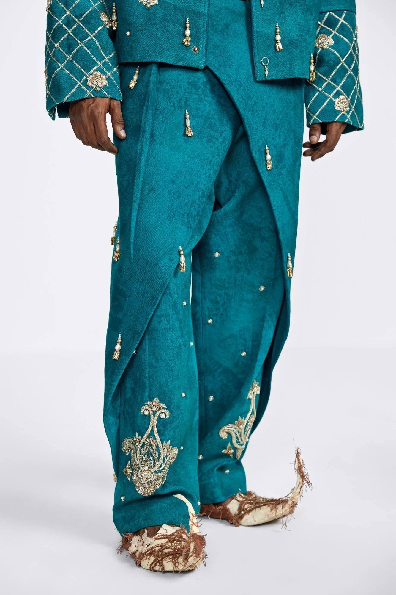Shehzaada' Handmade Pants - Image 8