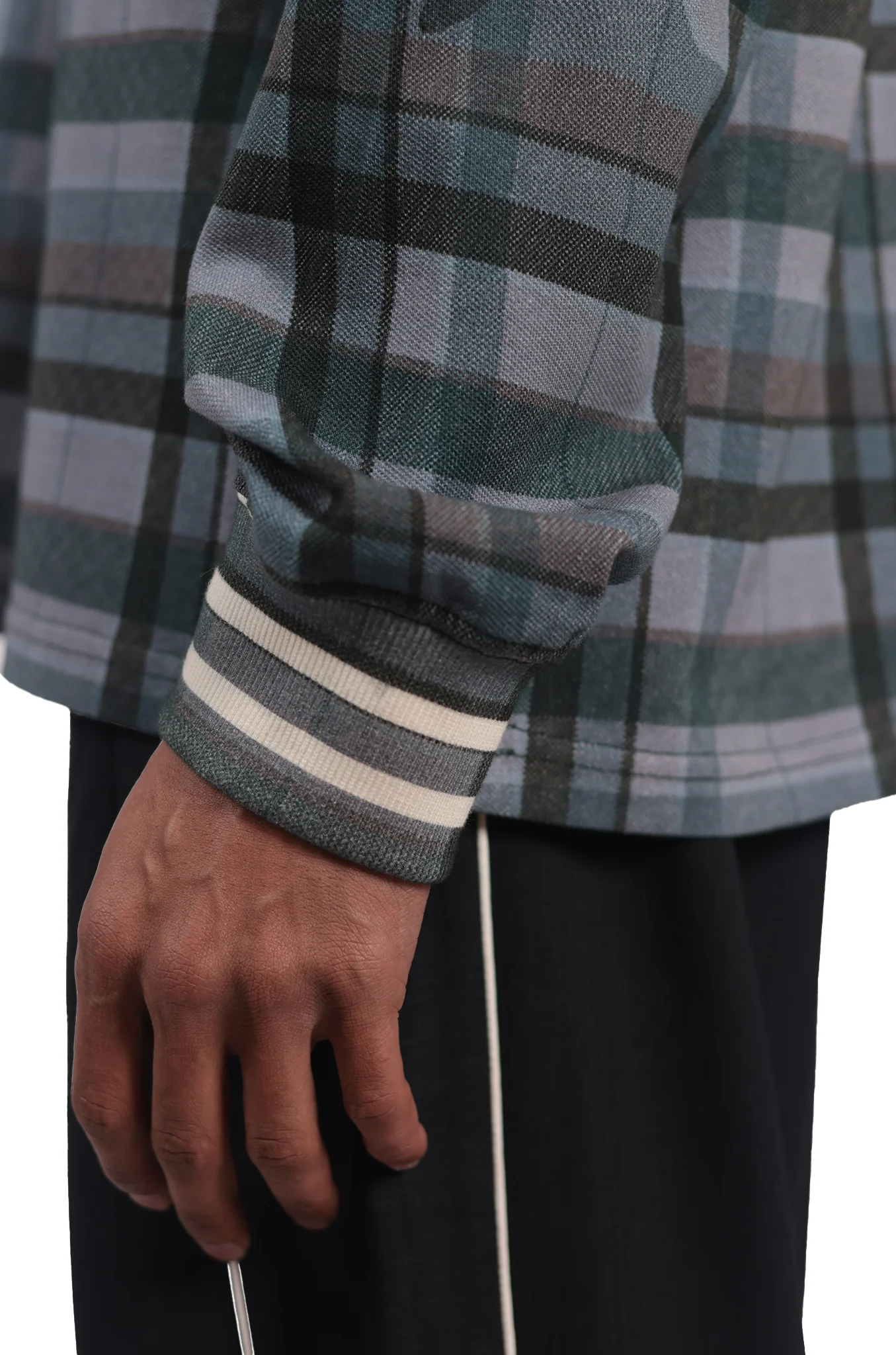 Shreyas Iyer x HUEMN 'SI' monogram full sleeved t-shirt in checkered flame pattern (Green) - Image 6