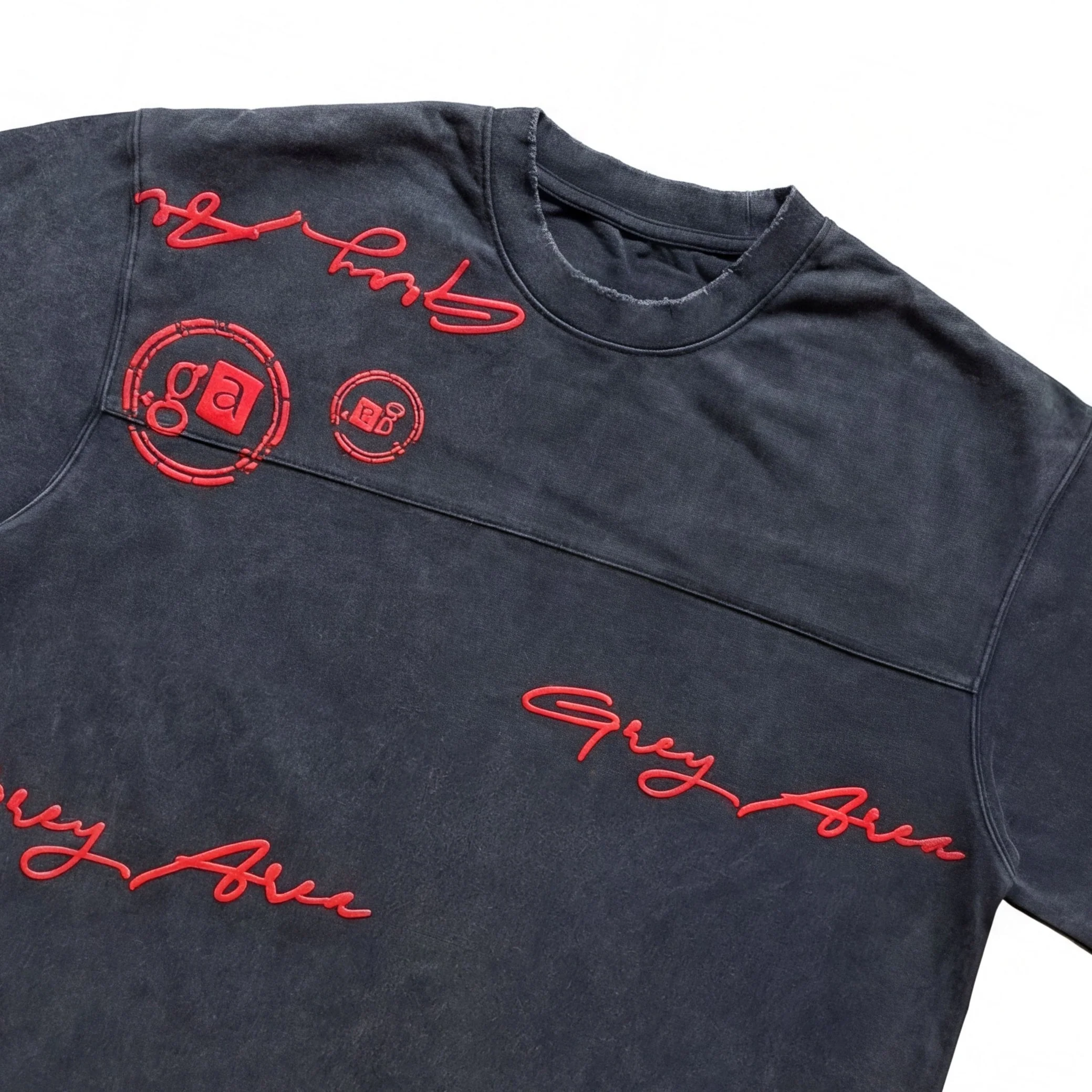 SIGNATURE CHAOS TEE - Image 3
