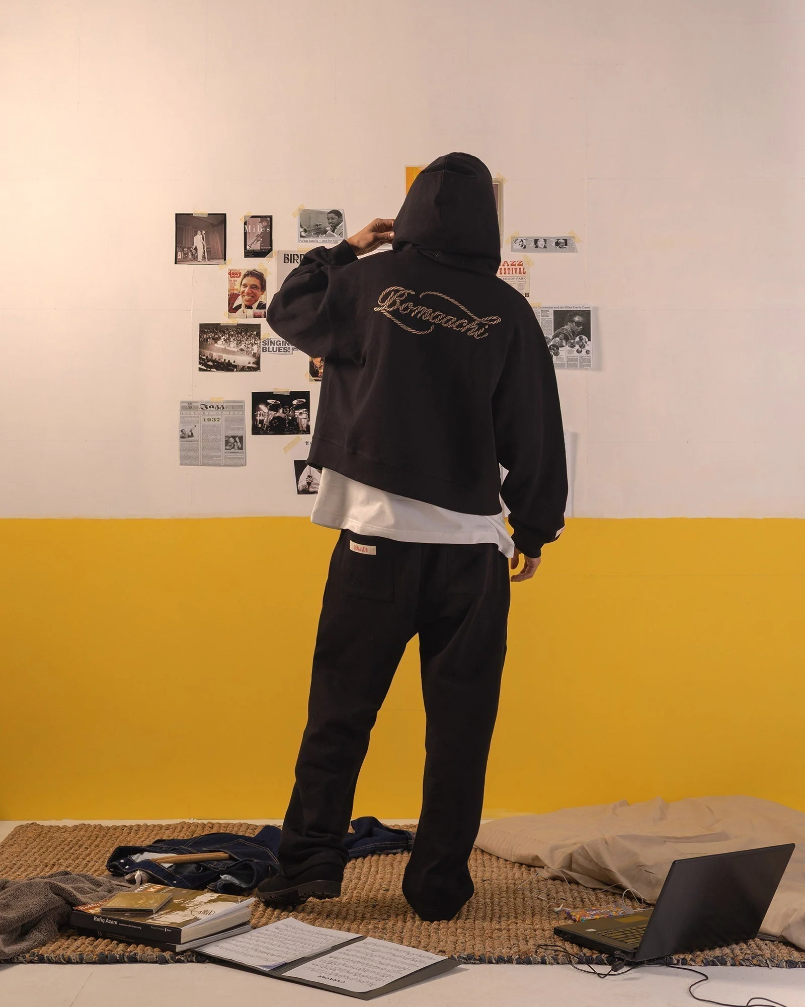 The Elevated Blank Black Sweatpants - Image 4