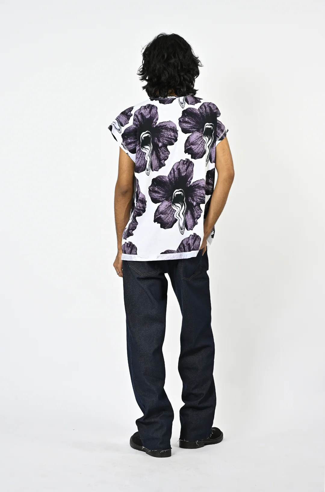 Tongue-printed cotton sleeveless top (Men's) - Image 7