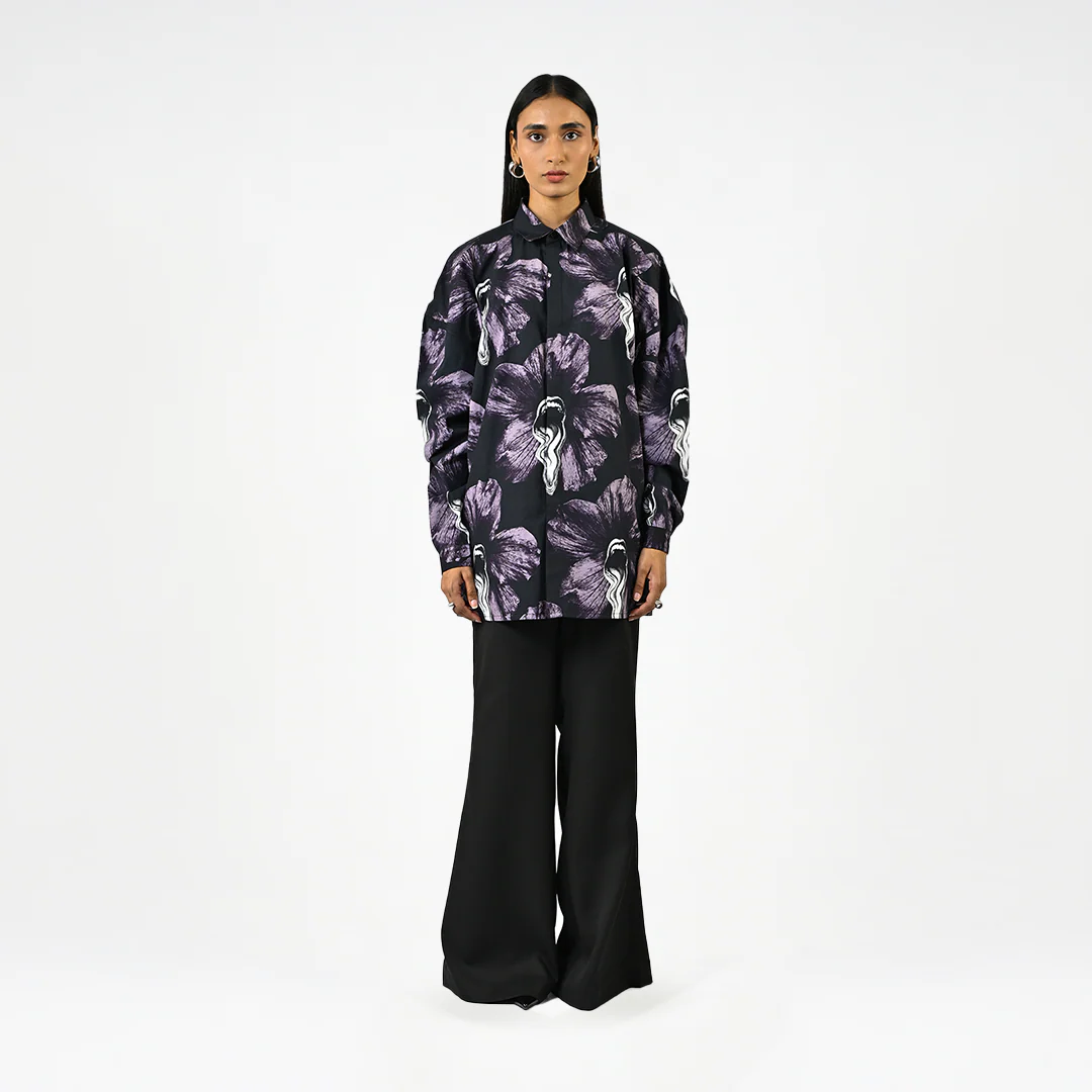 Tongue-printed oversized cotton shirt - Image 3