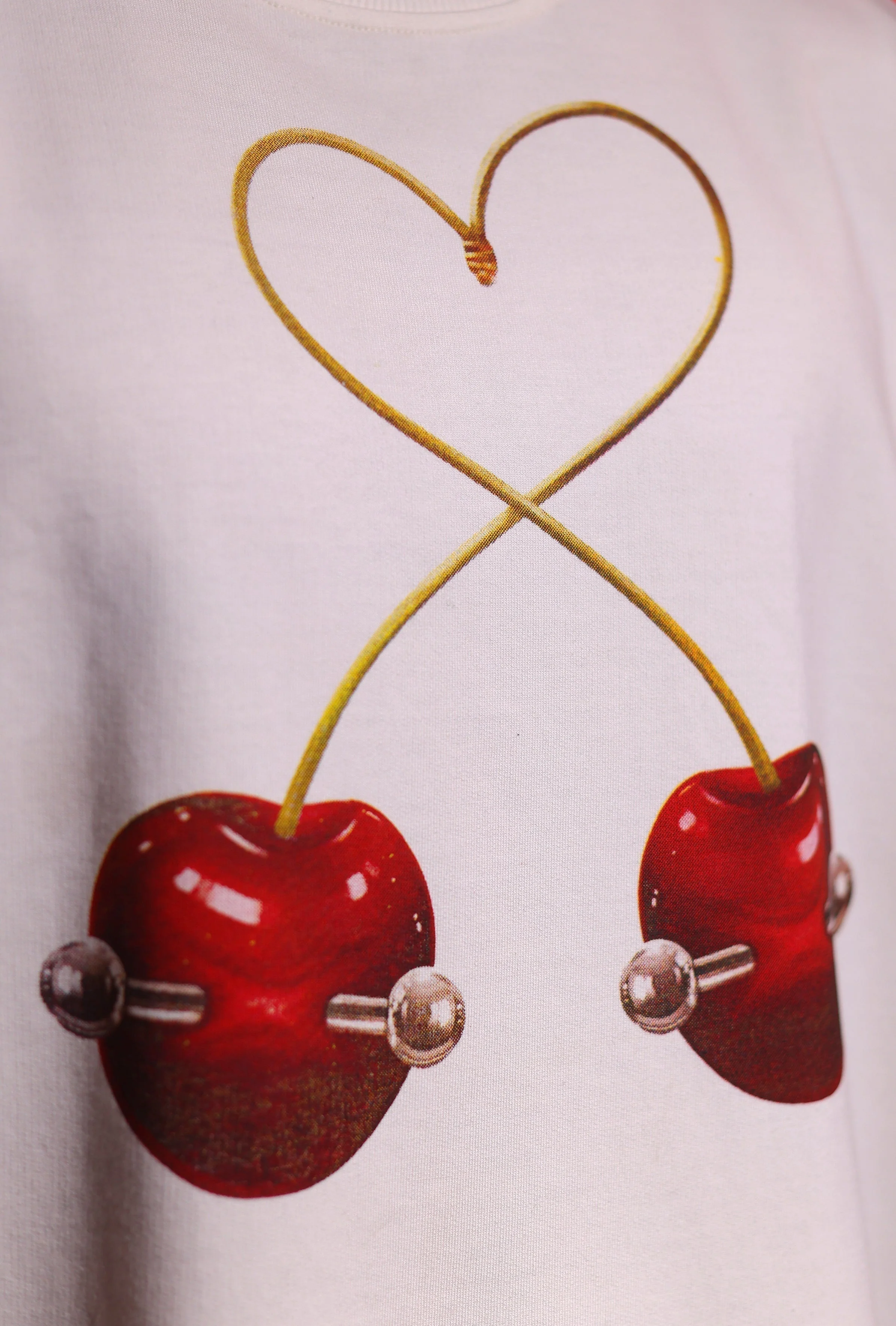 WHITE PIERCED TEMPTATION T-SHIRT - Image 4