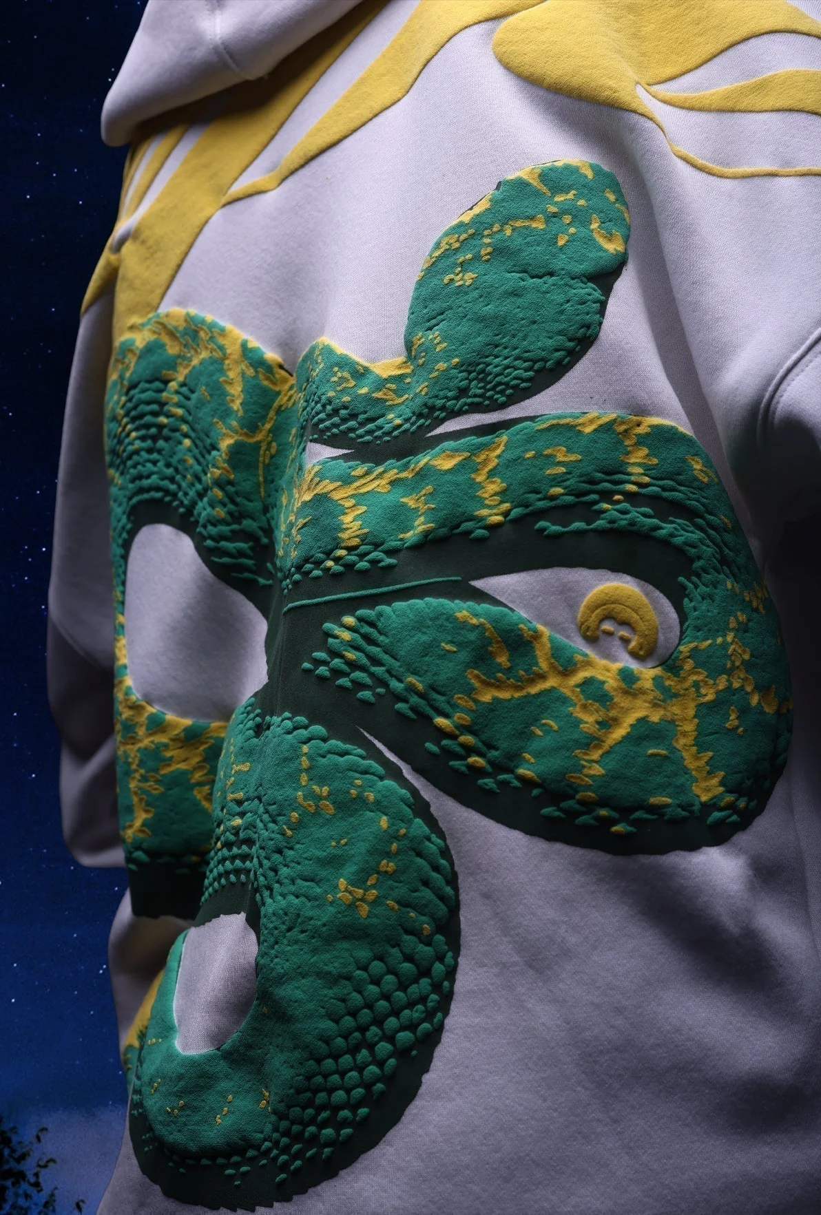 WHITE SHADOW VIPER HOODIE - Image 6